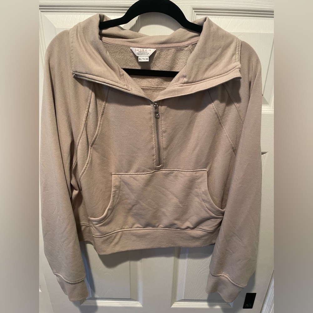 Danskin half zip cropped sweatshirt